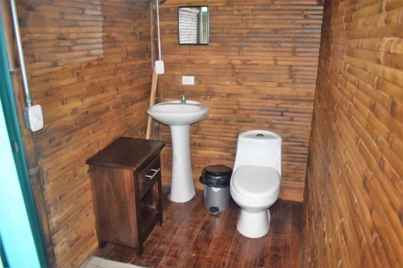 Casa De Bambu Villa Turrialba Exteriör bild