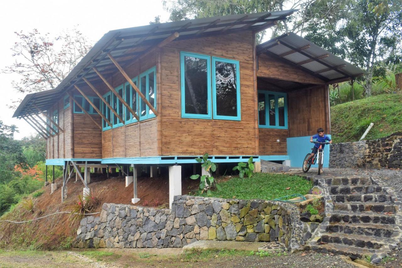 Casa De Bambu Villa Turrialba Exteriör bild