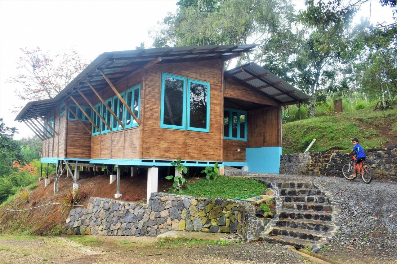 Casa De Bambu Villa Turrialba Exteriör bild